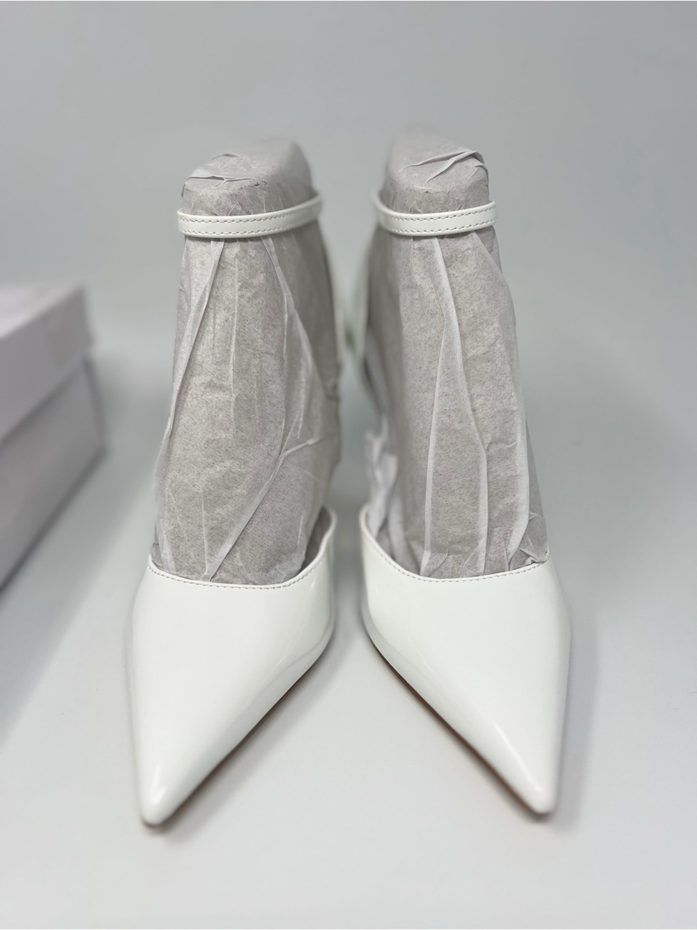 Marc Fisher Rvker Pumps
Size 7 - Picture 4 of 8